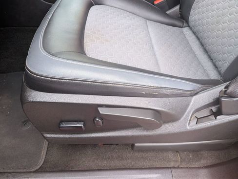 Used 2017 Chevrolet Colorado Z71 image 13