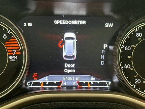 Used 2016 Jeep Cherokee Limited AWD/4WD image 13
