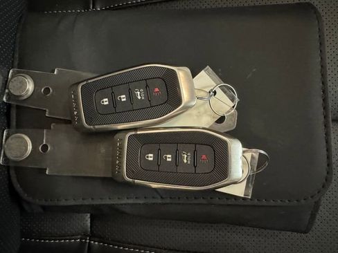 Used 2025 INFINITI QX60 Pure image 29