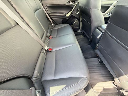 Used 2017 Subaru Forester 2.5i Limited AWD/4WD image 32
