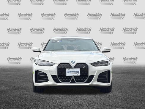 Used 2023 BMW i4 eDrive40 w/ M Sport Package image 10