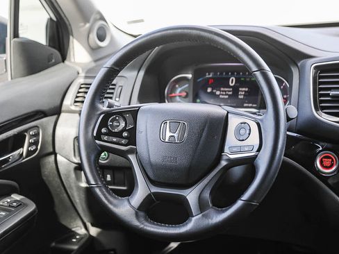 Used 2020 Honda Pilot Touring image 15