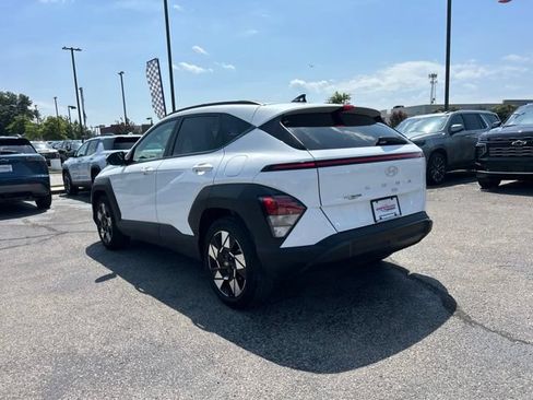 Used 2025 Hyundai Kona SEL FWD image 5
