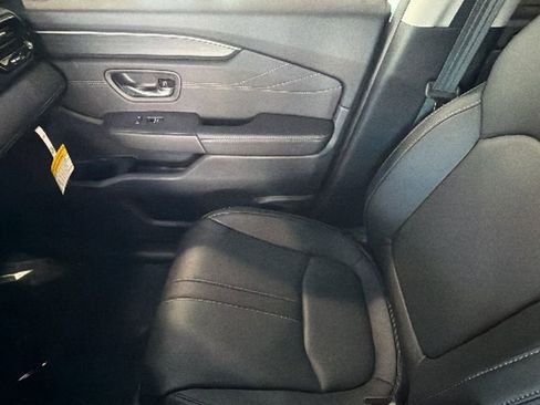 New 2026 Honda Pilot Touring image 12