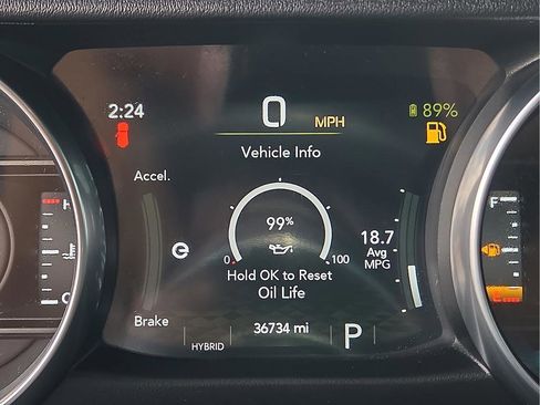 Used 2021 Jeep Wrangler Unlimited Rubicon 4xe w/ Cold Weather Group AWD/4WD image 15