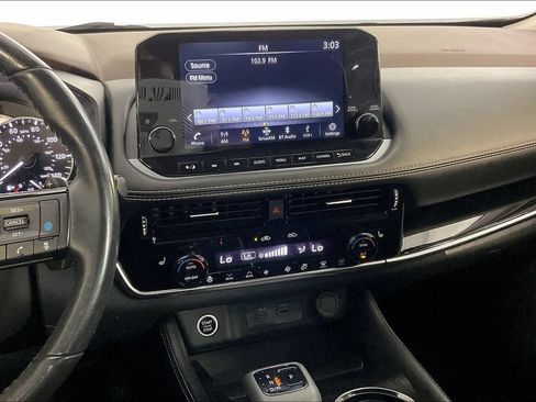 Used 2023 Nissan Rogue SL w/ SL Premium Package FWD image 9