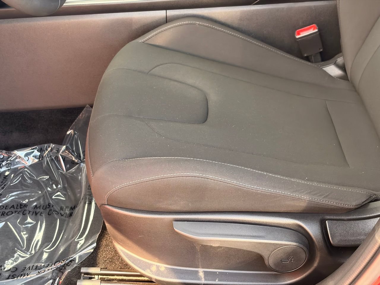 Used 2025 Hyundai Elantra Sport FWD image 19