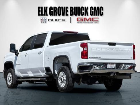 Used 2025 Chevrolet Silverado 2500 LT w/ Convenience Package AWD/4WD image 6