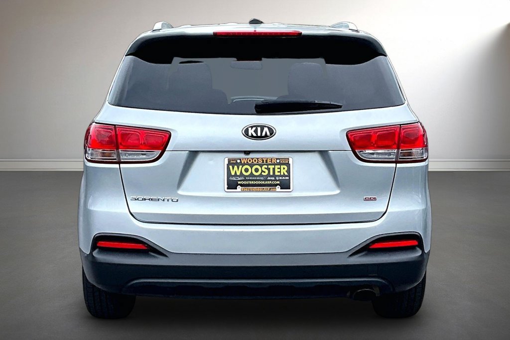Used 2017 Kia Sorento AWD image 6