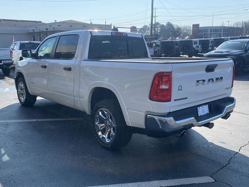 Used 2025 RAM 1500 Big Horn AWD/4WD image 7