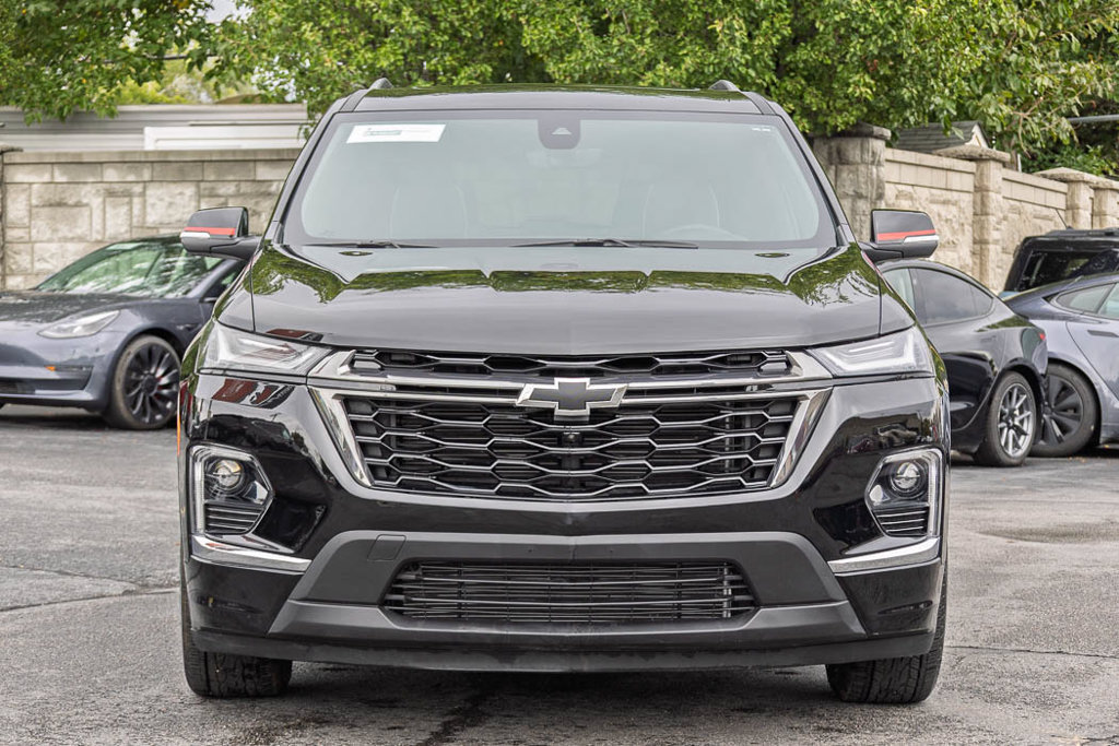 Used 2023 Chevrolet Traverse Premier w/ Redline Edition AWD/4WD image 15