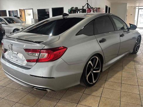 Used 2021 Honda Accord Sport image 4