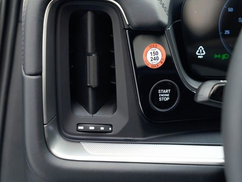 New 2026 Porsche Cayenne image 30