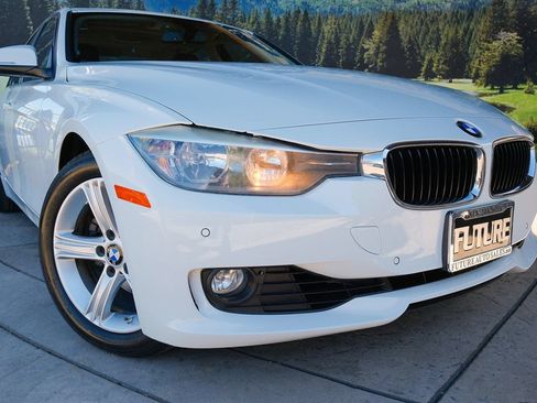 Used 2014 BMW 328i Sedan w/ Premium Package RWD image 6