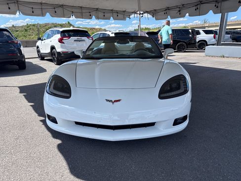 Used 2008 Chevrolet Corvette Convertible w/ Preferred Equipment Group RWD image 11