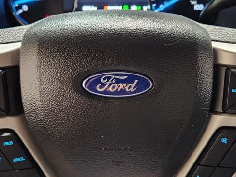 Used 2022 Ford F250 Lariat w/ Lariat Value Package AWD/4WD image 50