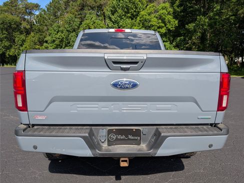 Used 2019 Ford F150 Lariat w/ Equipment Group 502A Luxury AWD/4WD image 4