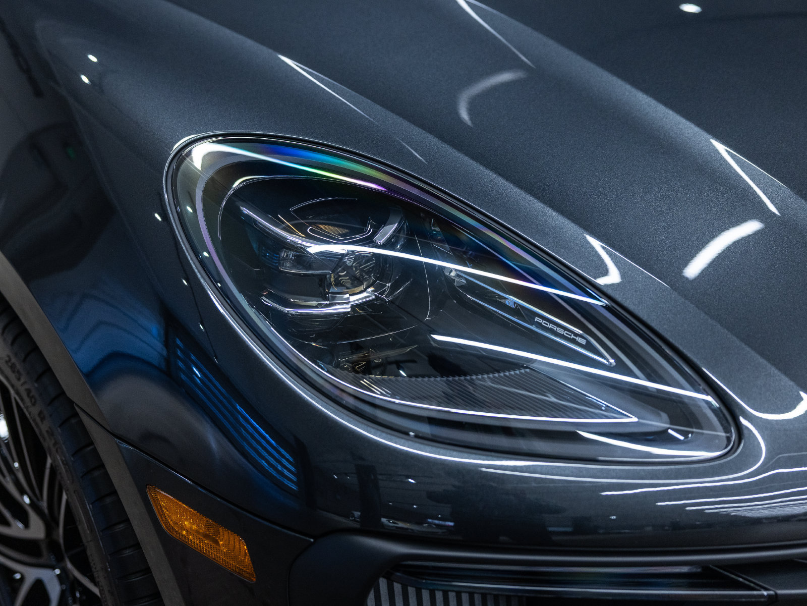 Certified 2026 Porsche Macan S AWD/4WD image 3