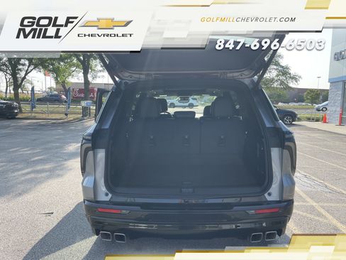 Used 2026 Chevrolet Traverse RS AWD/4WD image 12