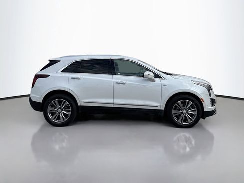 Used 2022 Cadillac XT5 Premium Luxury w/ Technology Package image 8