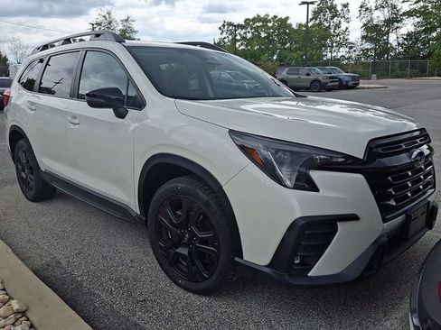 Used 2023 Subaru Ascent Onyx Edition AWD/4WD image 1