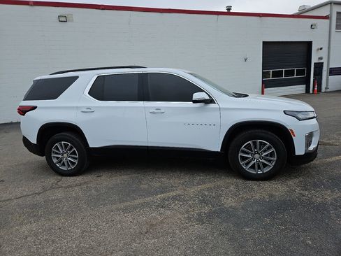 Used 2022 Chevrolet Traverse LT AWD/4WD image 12