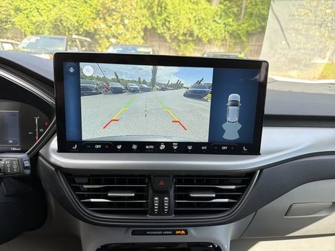 Used 2025 Ford Escape Active w/ Tech Pack #1 FWD image 26