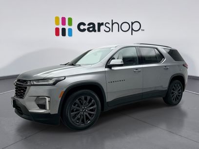 Used 2023 Chevrolet Traverse RS