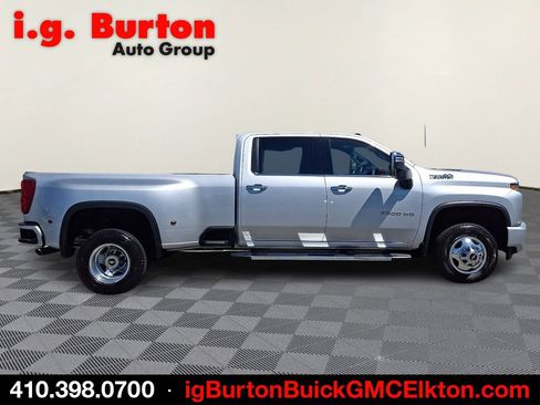 Certified 2023 Chevrolet Silverado 3500 High Country w/ Safety Package II AWD/4WD image 7