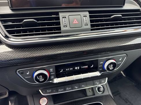 Used 2024 Audi SQ5 Prestige AWD/4WD image 19