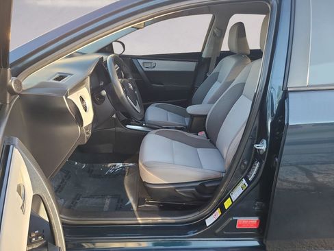 Used 2017 Toyota Corolla LE FWD image 11