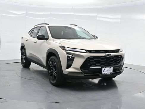 New 2026 Chevrolet Trax ACTIV w/ Driver Confidence Package FWD image 5