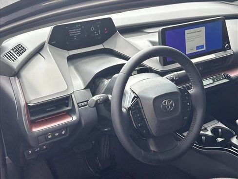 New 2026 Toyota Prius Plug-In Hybrid FWD image 3