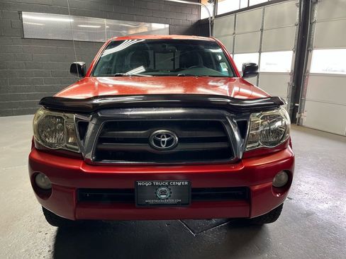 Used 2009 Toyota Tacoma w/ SR5 & TRD Off-Road Packages AWD/4WD image 9