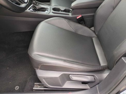 Used 2019 Volkswagen Jetta SE FWD image 19