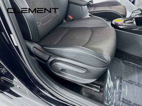 Used 2022 Kia Forte GT-Line w/ GT-Line Technology Package FWD image 31