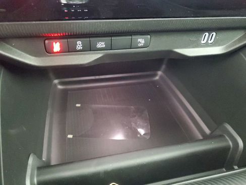 New 2026 Jeep Cherokee Laredo image 19