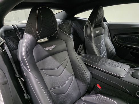 Used 2023 Aston Martin DBS Superleggera image 21