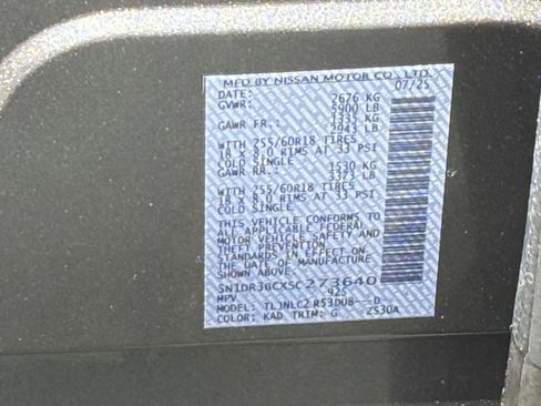 Used 2025 Nissan Pathfinder SV AWD/4WD image 28