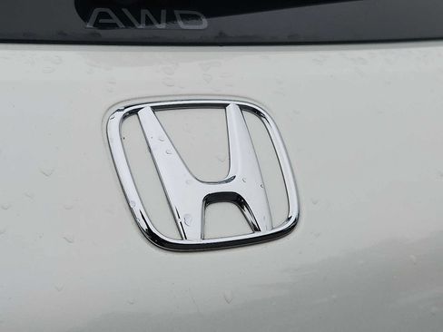 Certified 2023 Honda HR-V LX image 28