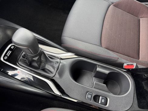 Certified 2025 Toyota Corolla SE FWD image 39