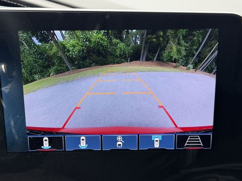 Used 2025 Chevrolet Corvette Stingray Preferred Conv w/ Z51 Performance Package RWD image 25