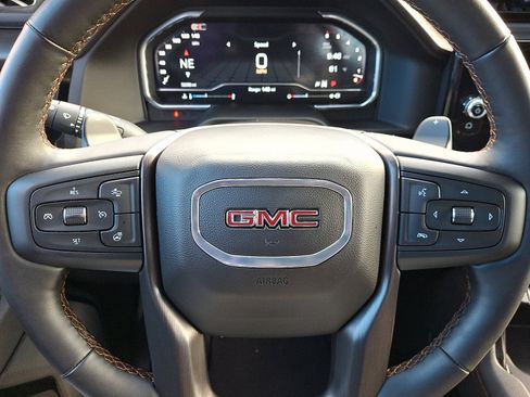 Used 2025 GMC Sierra 1500 AT4 image 22