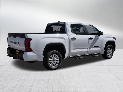 Used 2025 Toyota Tundra SR5 AWD/4WD image 8
