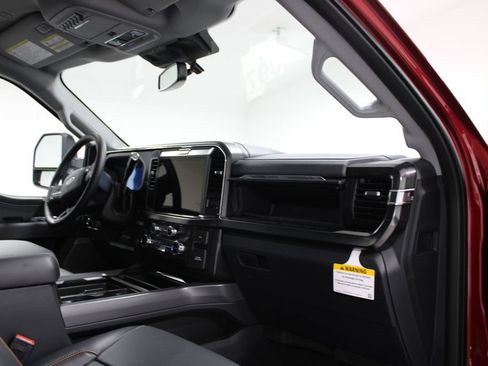 New 2026 Ford F250 Lariat w/ Black Appearance Package AWD/4WD image 29