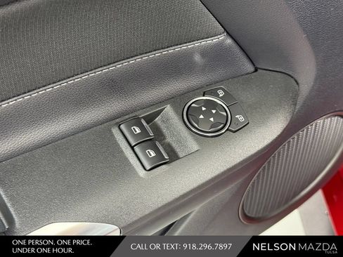 Used 2018 Ford Mustang GT RWD image 19