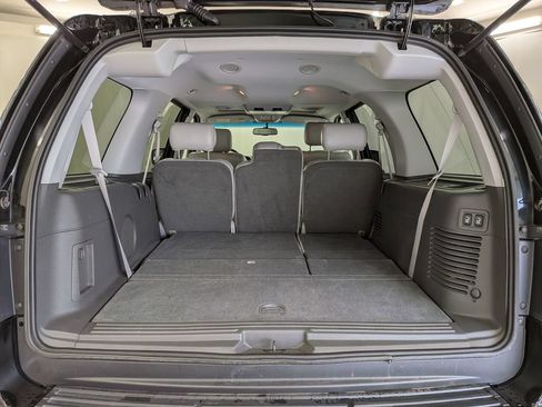 Used 2006 Lincoln Navigator Luxury AWD/4WD image 30