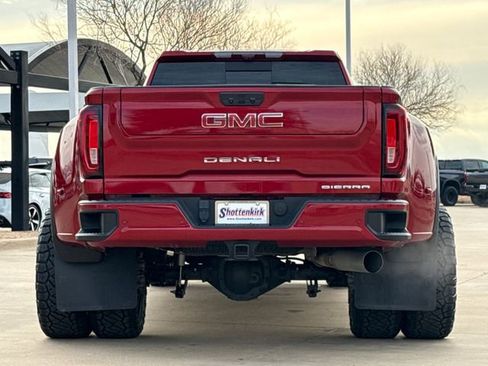 Used 2023 GMC Sierra 3500 Denali w/ Technology Package AWD/4WD image 8