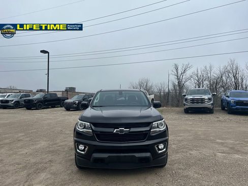 Used 2016 Chevrolet Colorado Z71 w/ Z71 Midnight Edition image 3