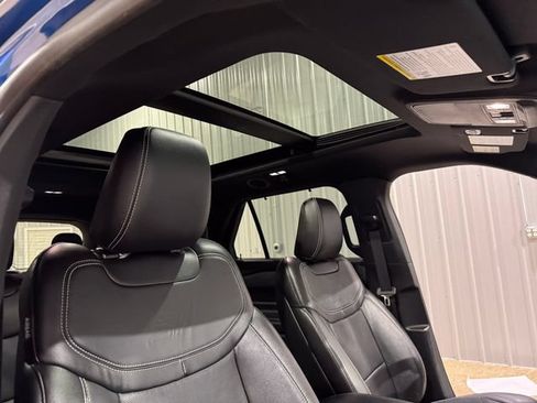 Used 2020 Ford Explorer ST w/ ST High-Performance Pack AWD/4WD image 29